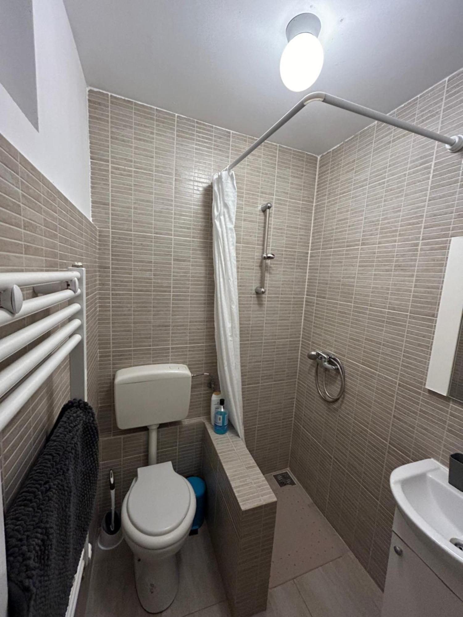 Haven Apartment *